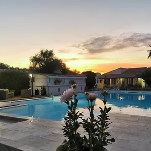 *** Hotel L'auberge Camarguaise Francia